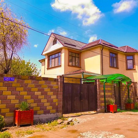 Kurak Homestay Biskek Kültér fotó